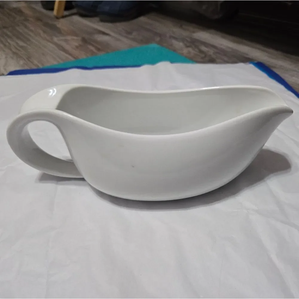 Target home collection white ceramic gravy boat